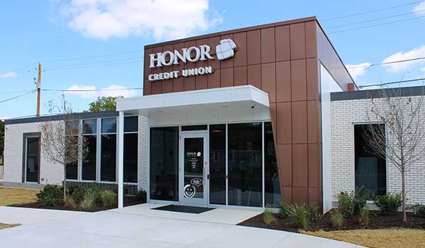 honor credit union berrien springs member center location